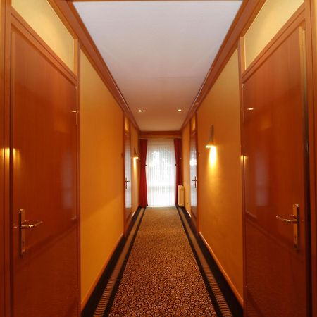 Hotel Matthias Gnarrenburg Екстериор снимка