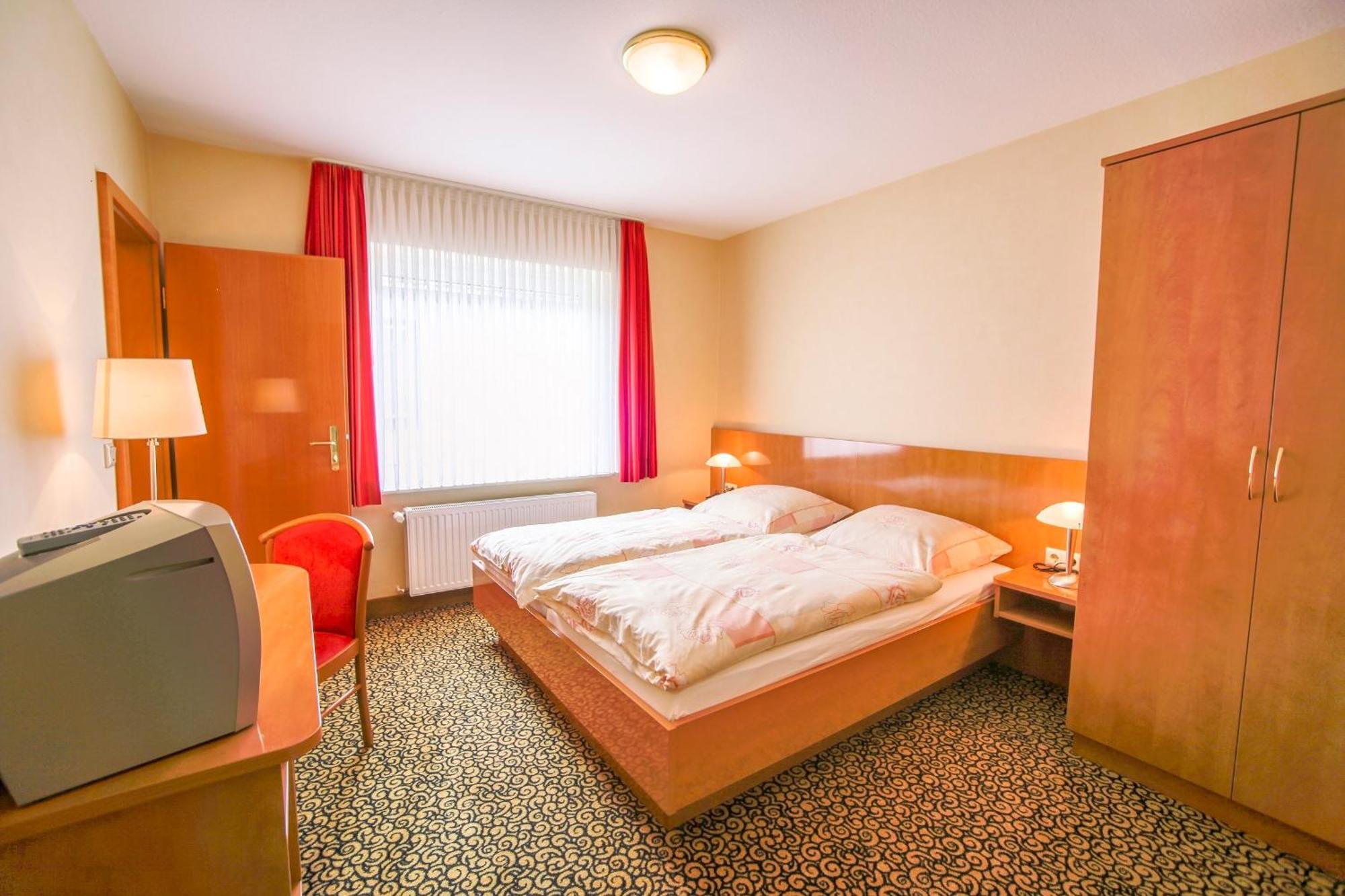 Hotel Matthias Gnarrenburg Стая снимка
