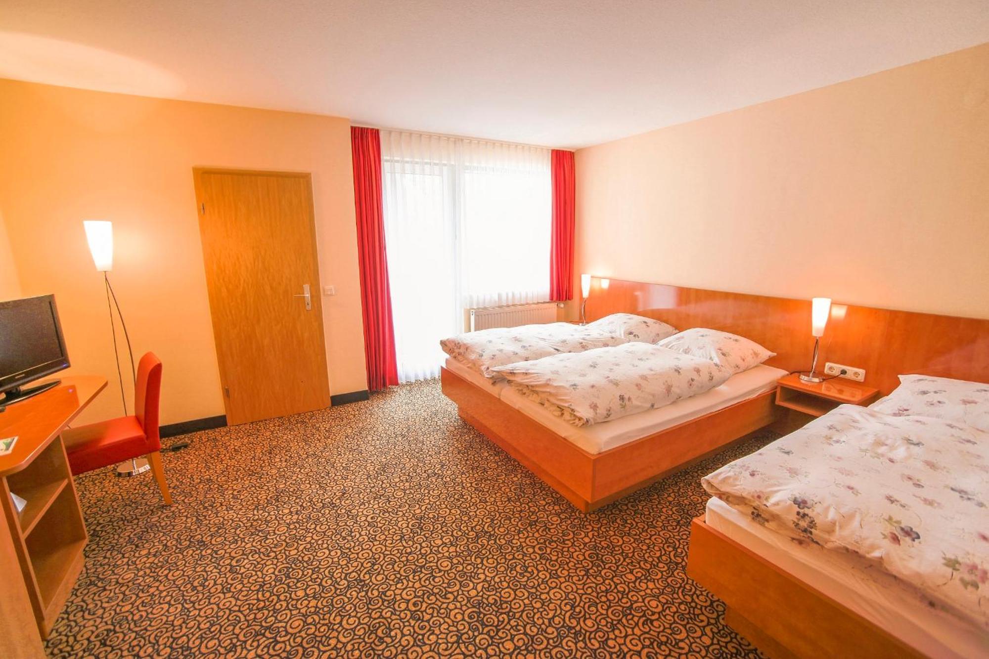 Hotel Matthias Gnarrenburg Стая снимка